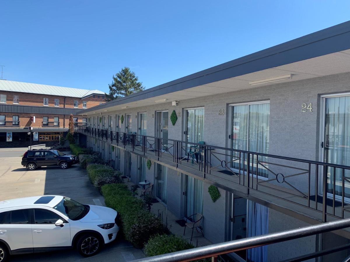 Motel Crest Motor 3*